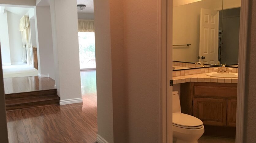 3317 Vista Rocosa - Escondido - California - 4 bed, 2.5 bath rental property
