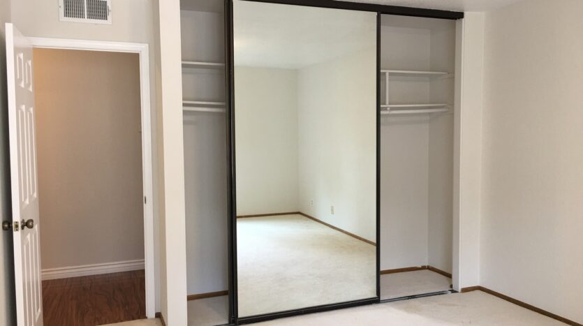 3317 Vista Rocosa - Escondido - California - 4 bed, 2.5 bath rental property