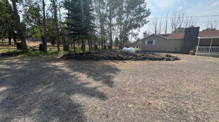 333 SW 35th Street - Redmond - Oregon - 3 bed, 2 bath rental property