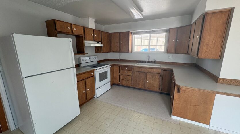 333 SW 35th Street - Redmond - Oregon - 3 bed, 2 bath rental property