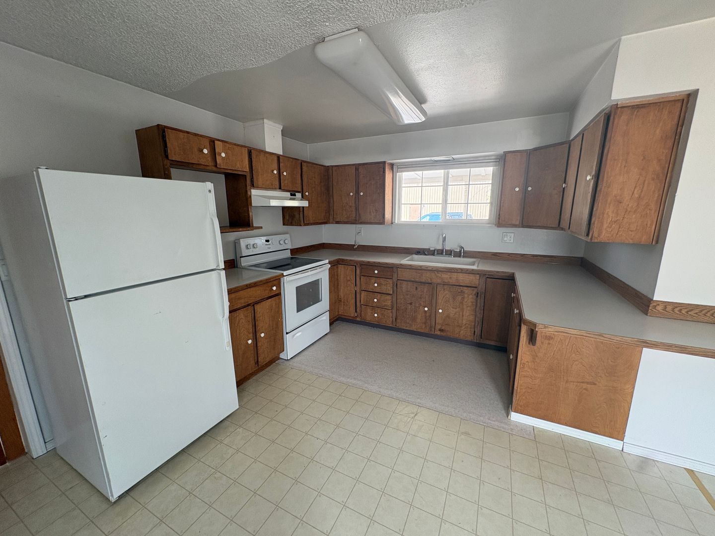 333 SW 35th Street - Redmond - Oregon - 3 bed, 2 bath rental property
