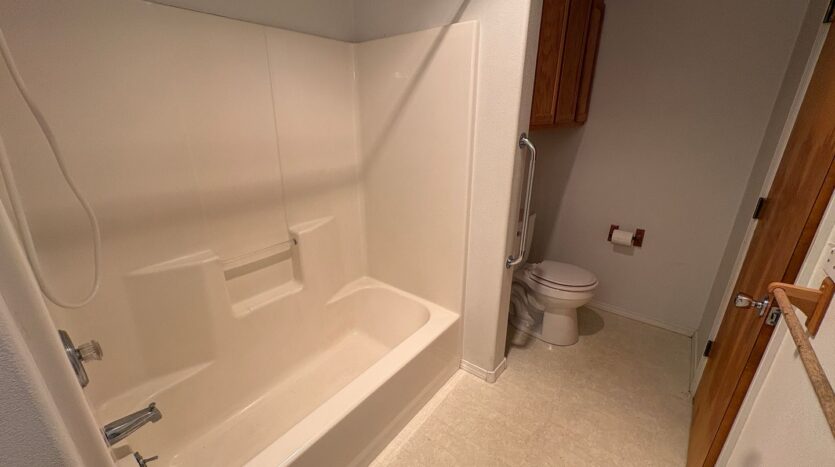 333 SW 35th Street - Redmond - Oregon - 3 bed, 2 bath rental property