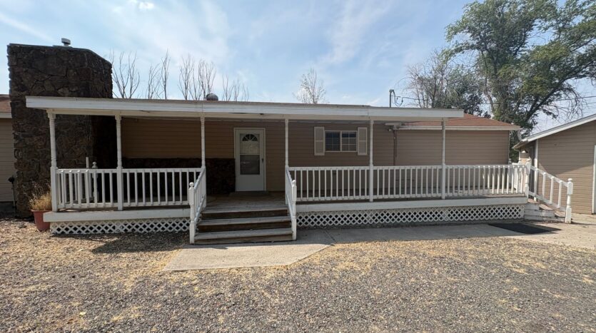 333 SW 35th Street - Redmond - Oregon - 3 bed, 2 bath rental property