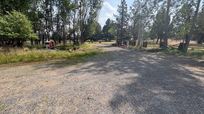 333 SW 35th Street - Redmond - Oregon - 3 bed, 2 bath rental property