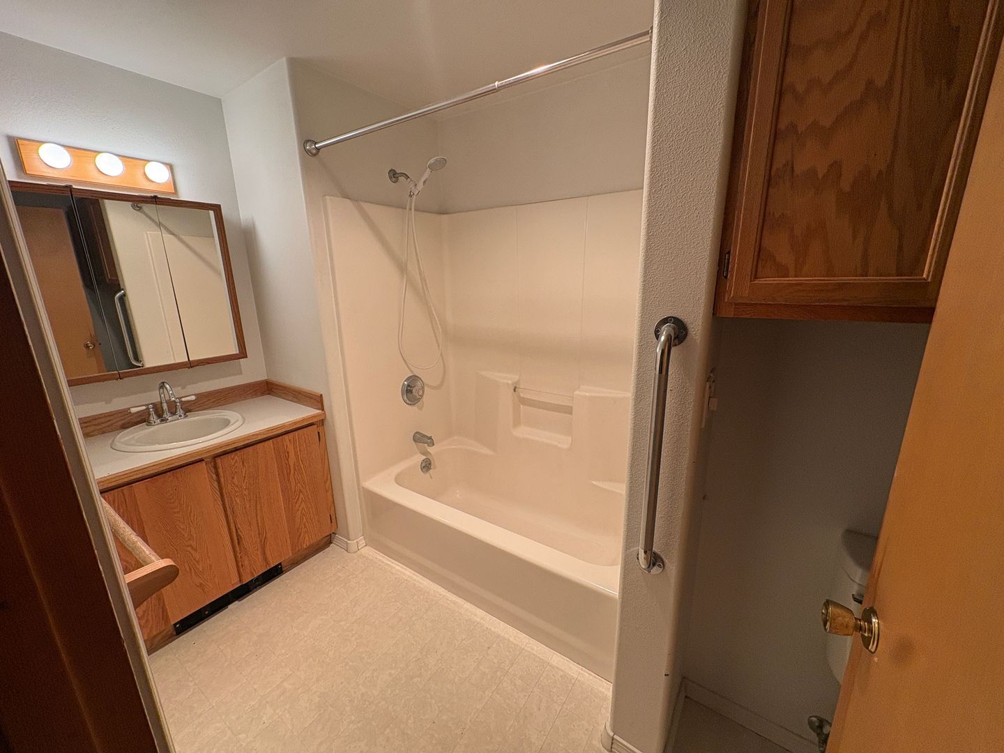 333 SW 35th Street - Redmond - Oregon - 3 bed, 2 bath rental property