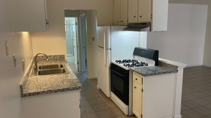337 E Poplar St. - Stockton - California - 1 bed, 1 bath rental property