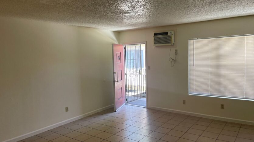 337 E Poplar St. - Stockton - California - 1 bed, 1 bath rental property
