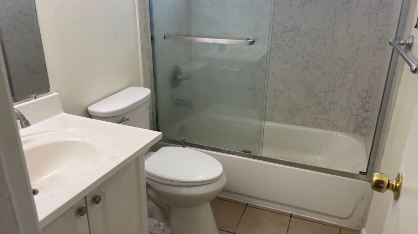 337 E Poplar St. - Stockton - California - 1 bed, 1 bath rental property