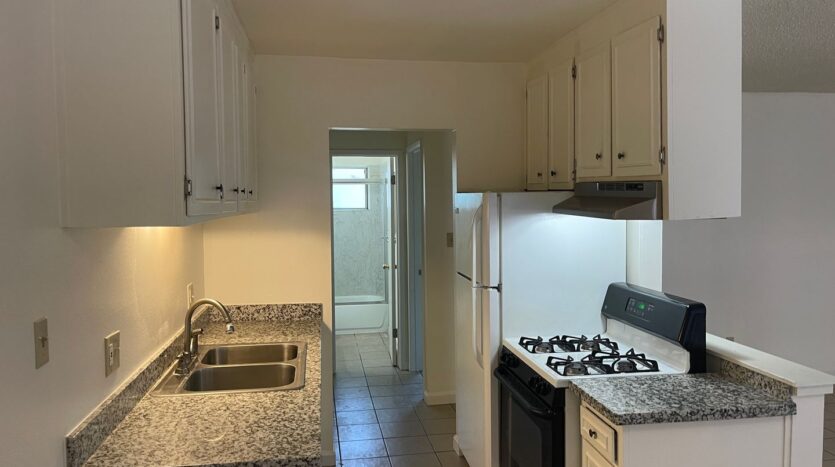 337 E Poplar St. - Stockton - California - 1 bed, 1 bath rental property