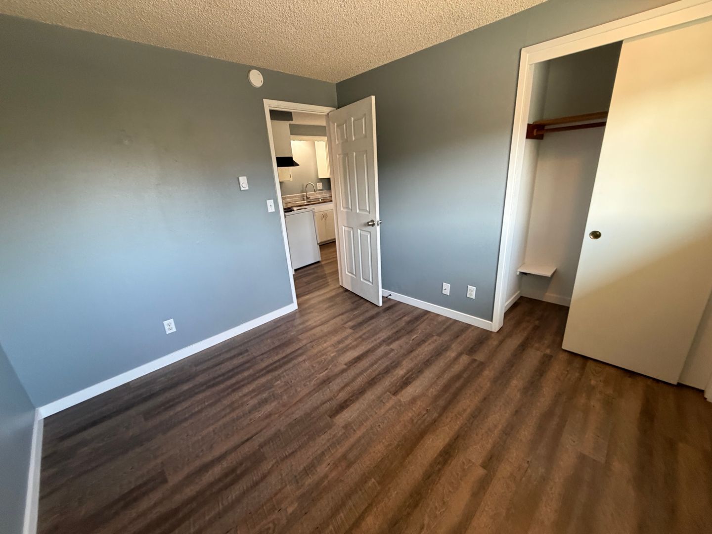 3432 Hoyt Ave - Unit 5 - Everett - Washington - 2 bed, 1 bath rental property