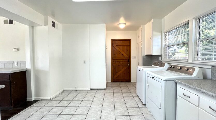 3438 Maine Avenue - Baldwin Park - California - 3 bed, 2 bath rental property