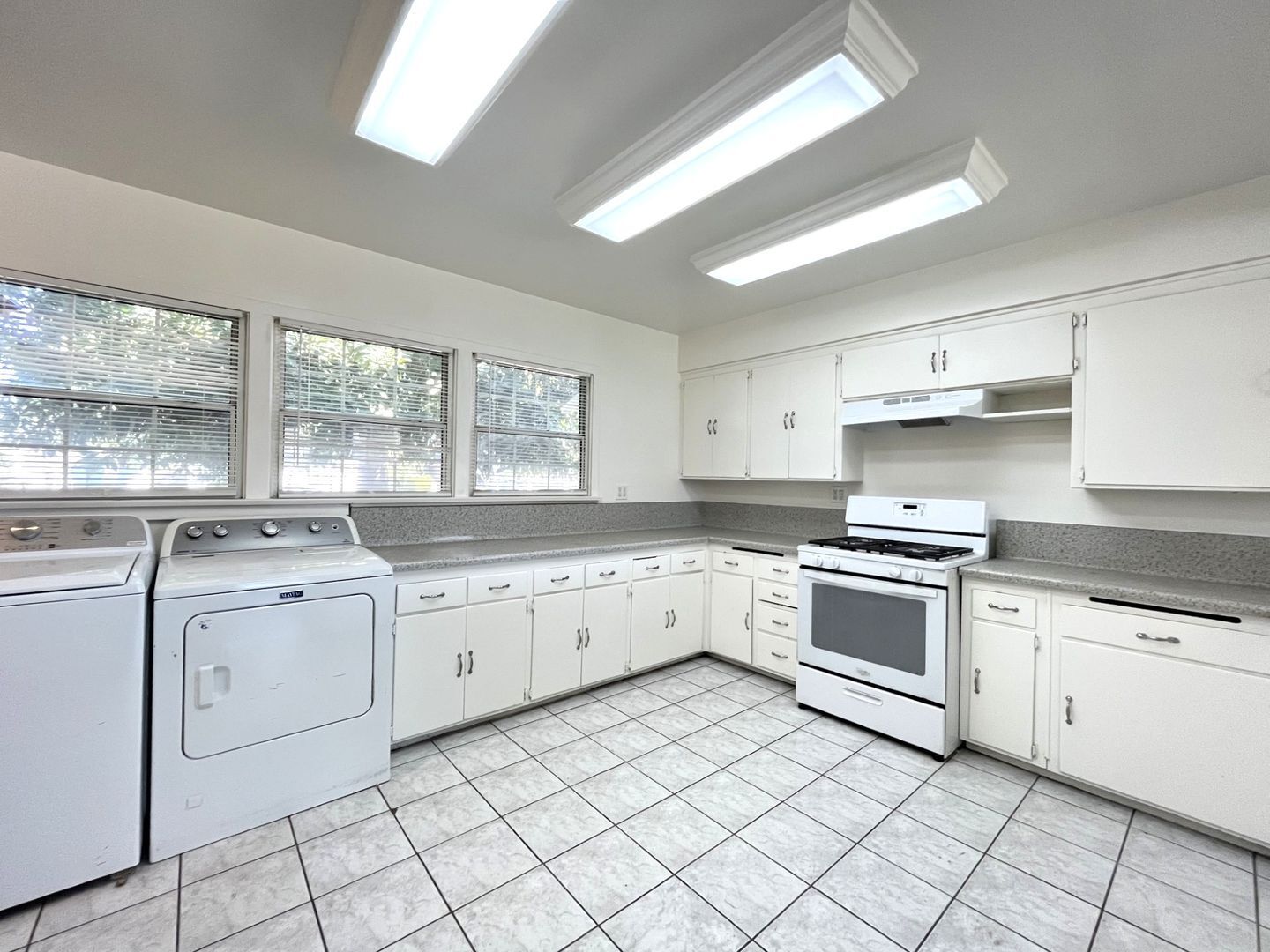 3438 Maine Avenue - Baldwin Park - California - 3 bed, 2 bath rental property