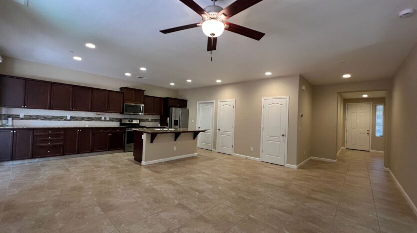 3449 Sussex Avenue - Clovis - California - 3 bed, 2 bath rental property