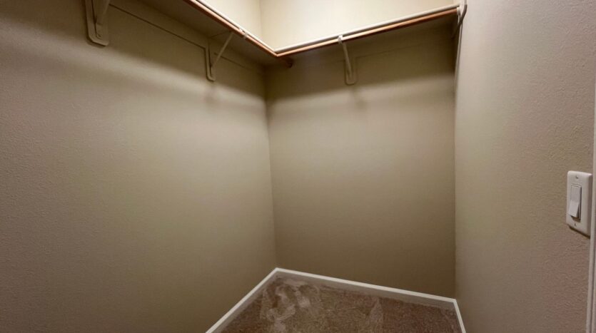 3449 Sussex Avenue - Clovis - California - 3 bed, 2 bath rental property