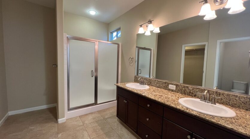 3449 Sussex Avenue - Clovis - California - 3 bed, 2 bath rental property