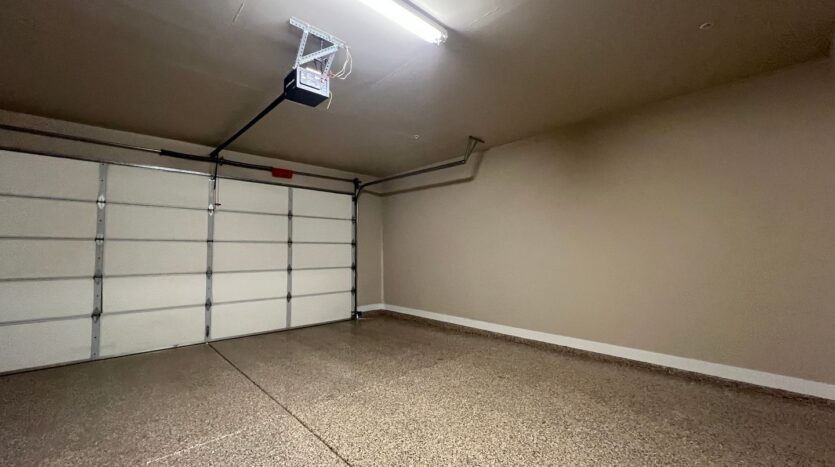 3449 Sussex Avenue - Clovis - California - 3 bed, 2 bath rental property