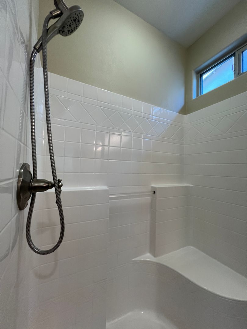 3449 Sussex Avenue - Clovis - California - 3 bed, 2 bath rental property