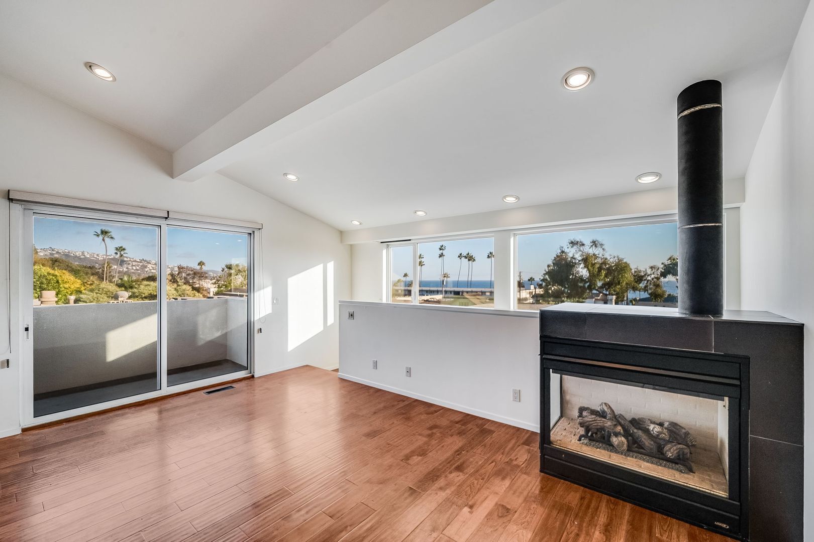 354 N. Coast Hwy - Laguna Beach - California - 1 bed, 1 bath rental property
