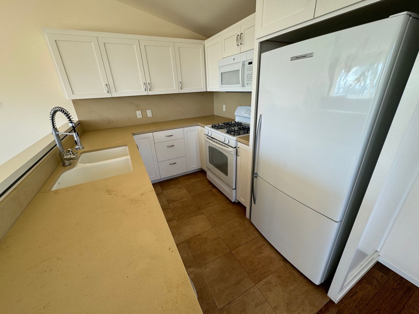 354 N. Coast Hwy - Laguna Beach - California - 1 bed, 1 bath rental property