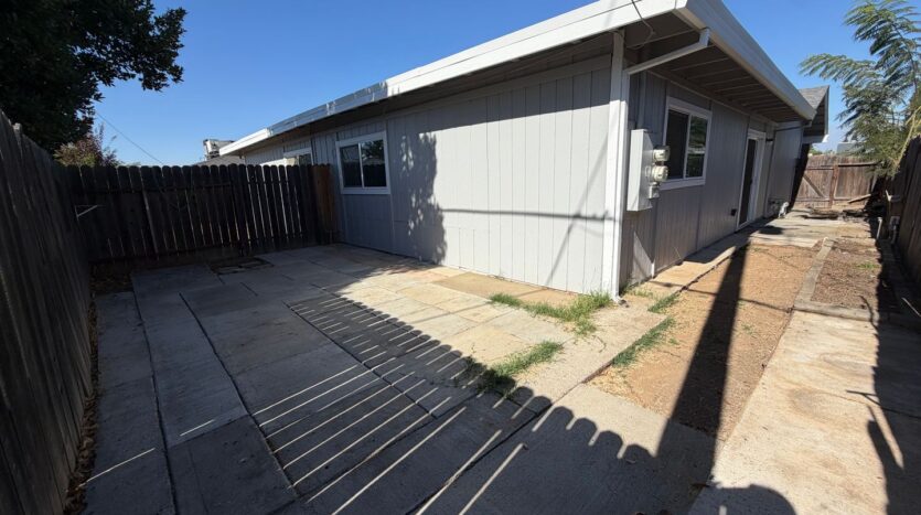3614 S Port Drive  - Sacramento - California - 2 bed, 1 bath rental property