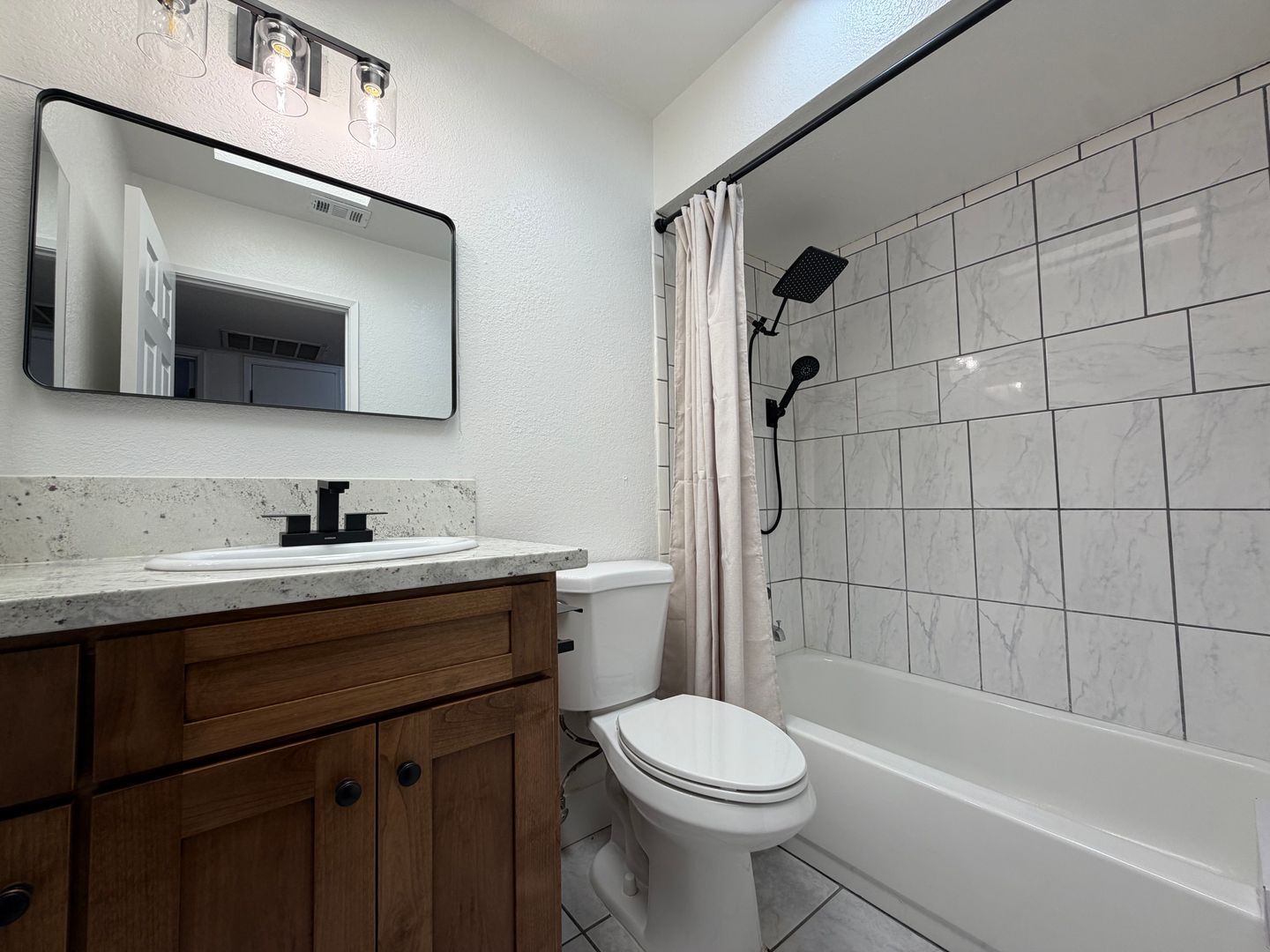 3614 S Port Drive  - Sacramento - California - 2 bed, 1 bath rental property