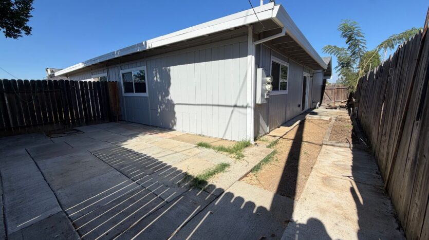 3614 S Port Drive  - Sacramento - California - 2 bed, 1 bath rental property