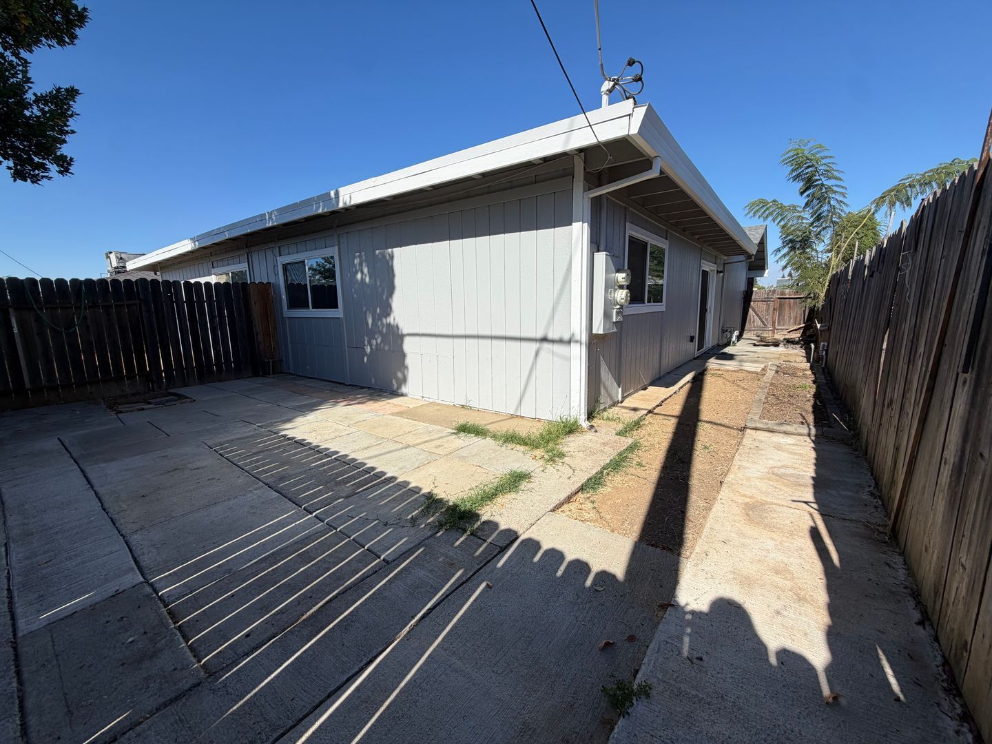 3614 S Port Drive  - Sacramento - California - 2 bed, 1 bath rental property
