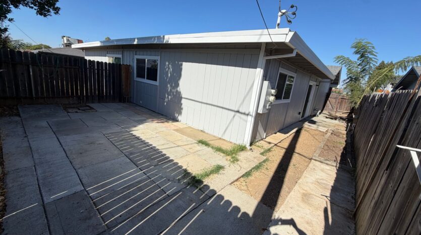 3614 S Port Drive  - Sacramento - California - 2 bed, 1 bath rental property