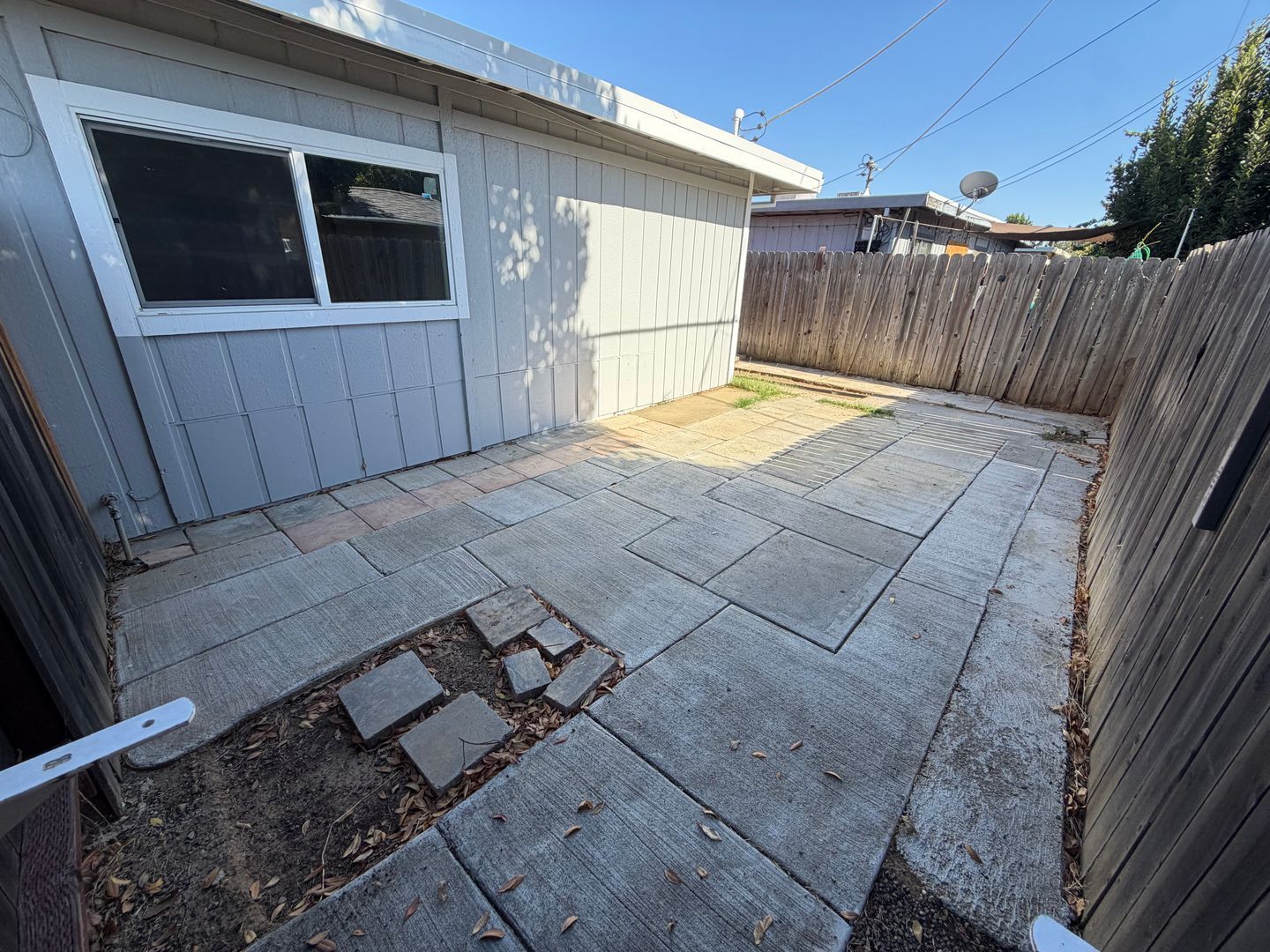 3614 S Port Drive  - Sacramento - California - 2 bed, 1 bath rental property