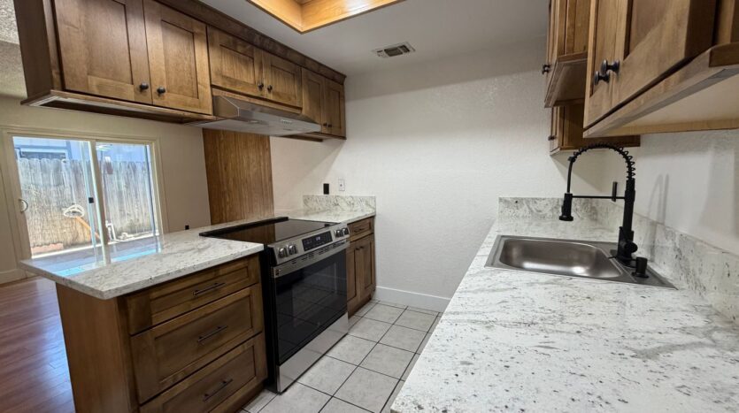 3614 S Port Drive  - Sacramento - California - 2 bed, 1 bath rental property
