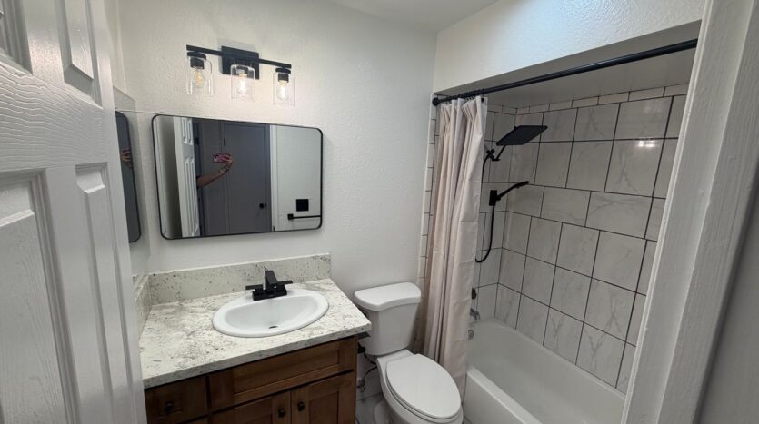 3614 S Port Drive  - Sacramento - California - 2 bed, 1 bath rental property