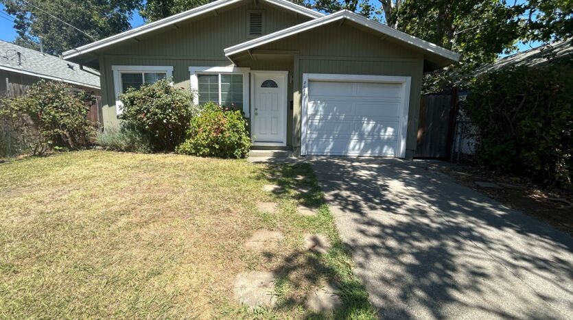 3633 9th Ave - Sacramento - California - 2 bed, 1 bath rental property