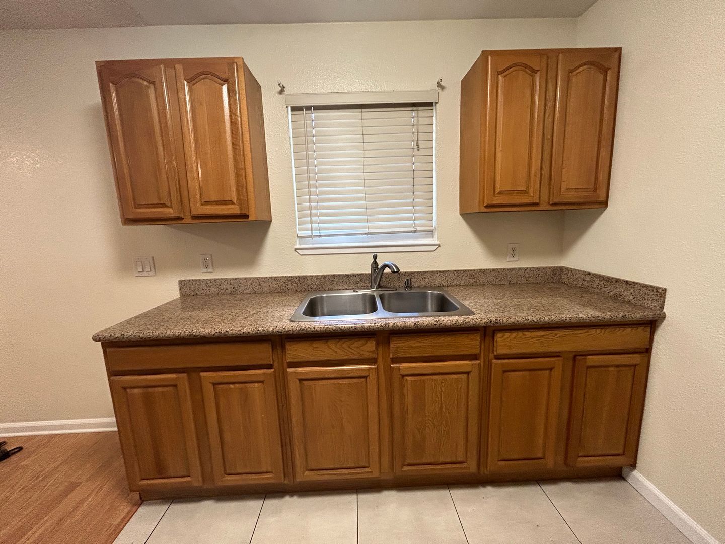 3633 9th Ave - Sacramento - California - 2 bed, 1 bath rental property
