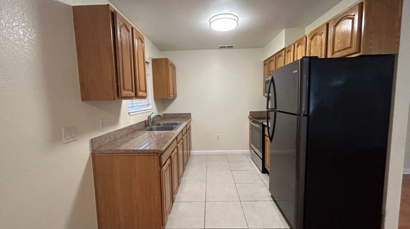 3633 9th Ave - Sacramento - California - 2 bed, 1 bath rental property