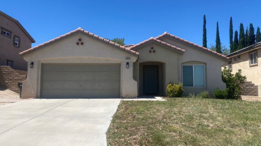 36645 Quito Way - Palmdale - California - 3 bed, 2 bath rental property