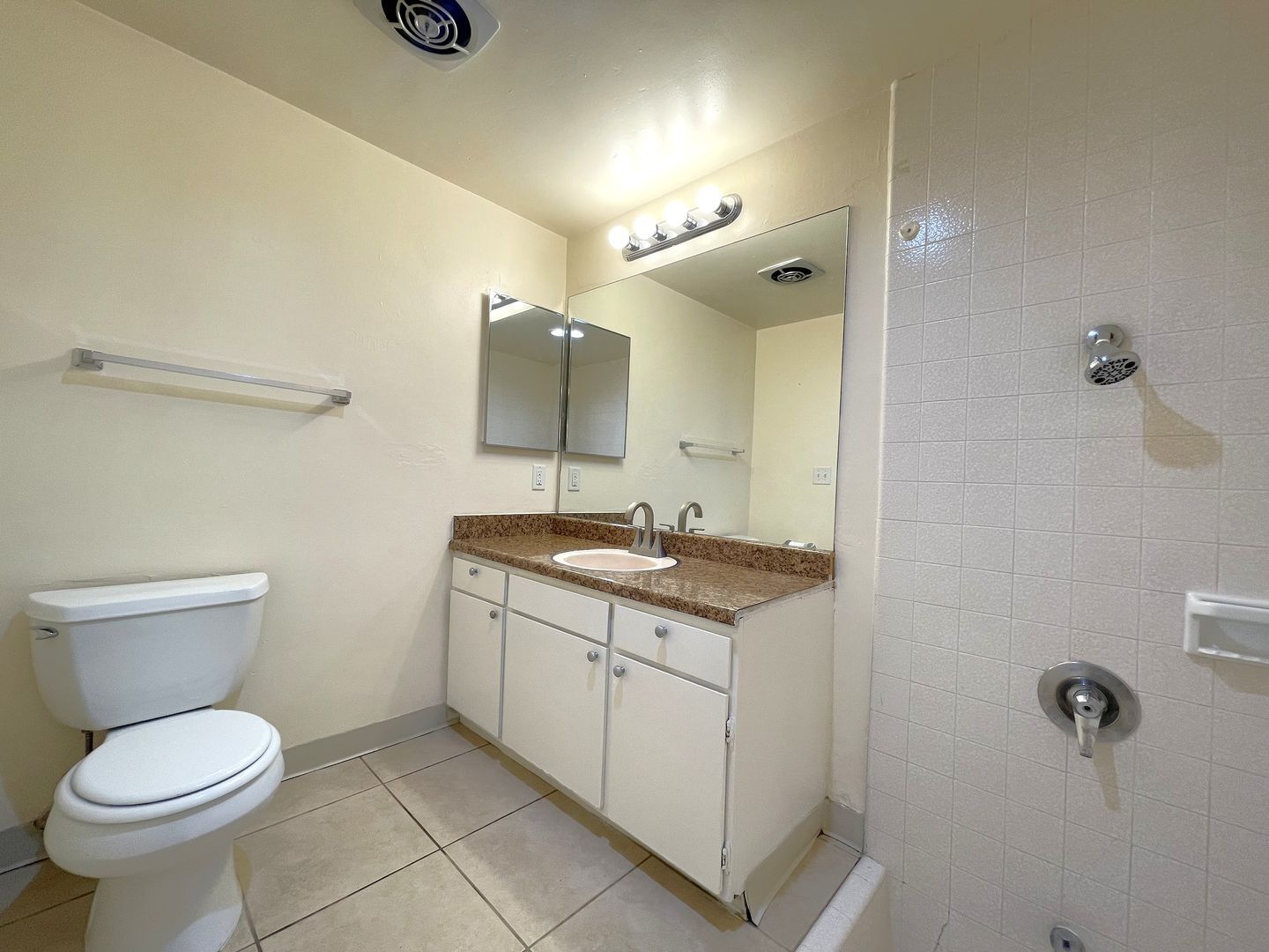 3737 East Calle De Carlos - Unit 1 - Palm Springs - California - 1 bed, 1 bath rental property