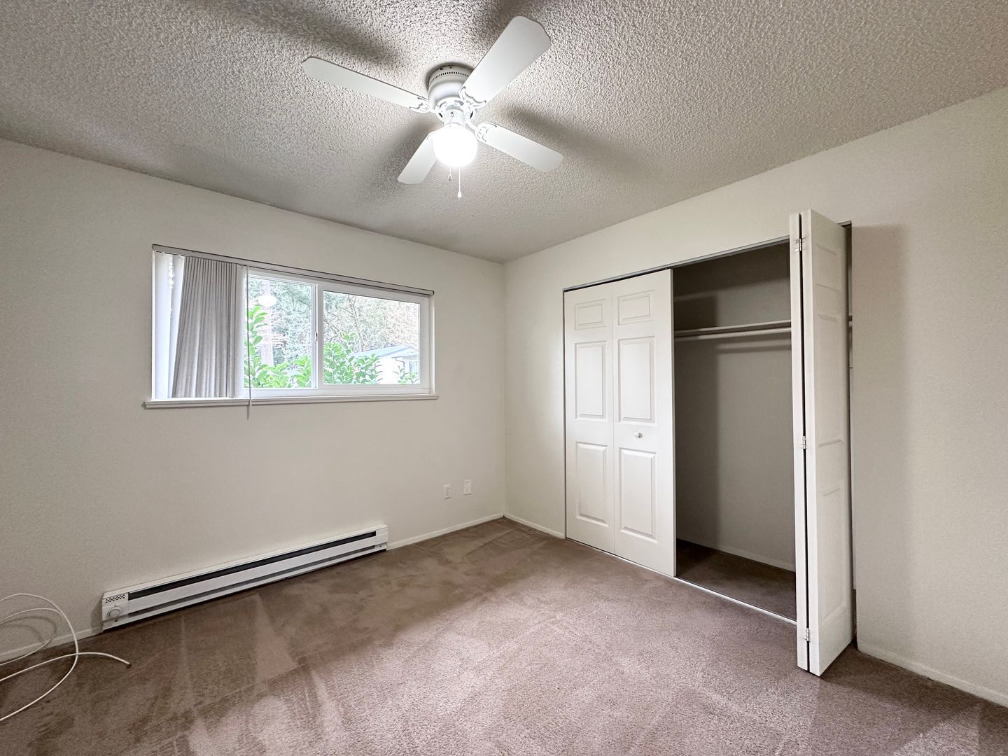 37950 HWY 26 - #10 - Sandy - Oregon - 2 bed, 1 bath rental property