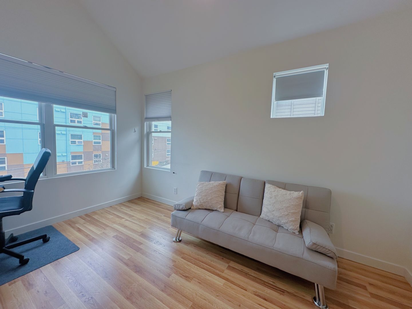3817 S Angeline St - Seattle - Washington - 3 bed, 2.5 bath rental property