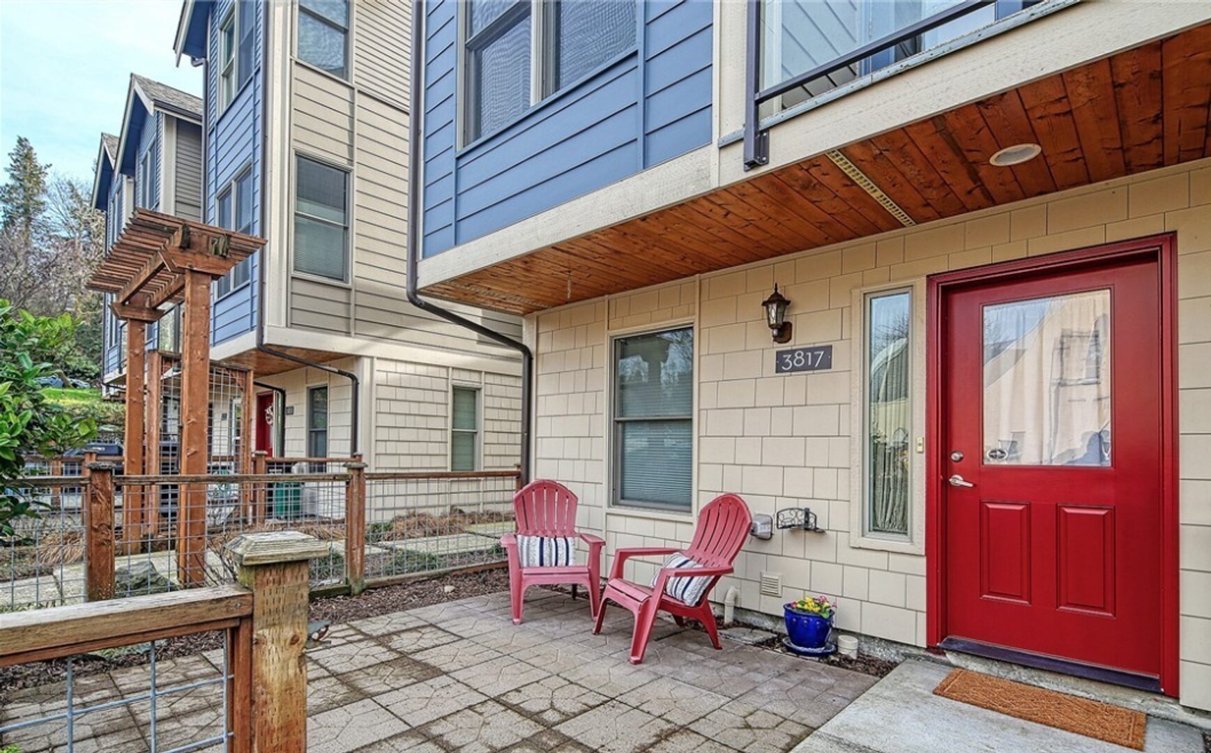 3817 S Angeline St - Seattle - Washington - 3 bed, 2.5 bath rental property
