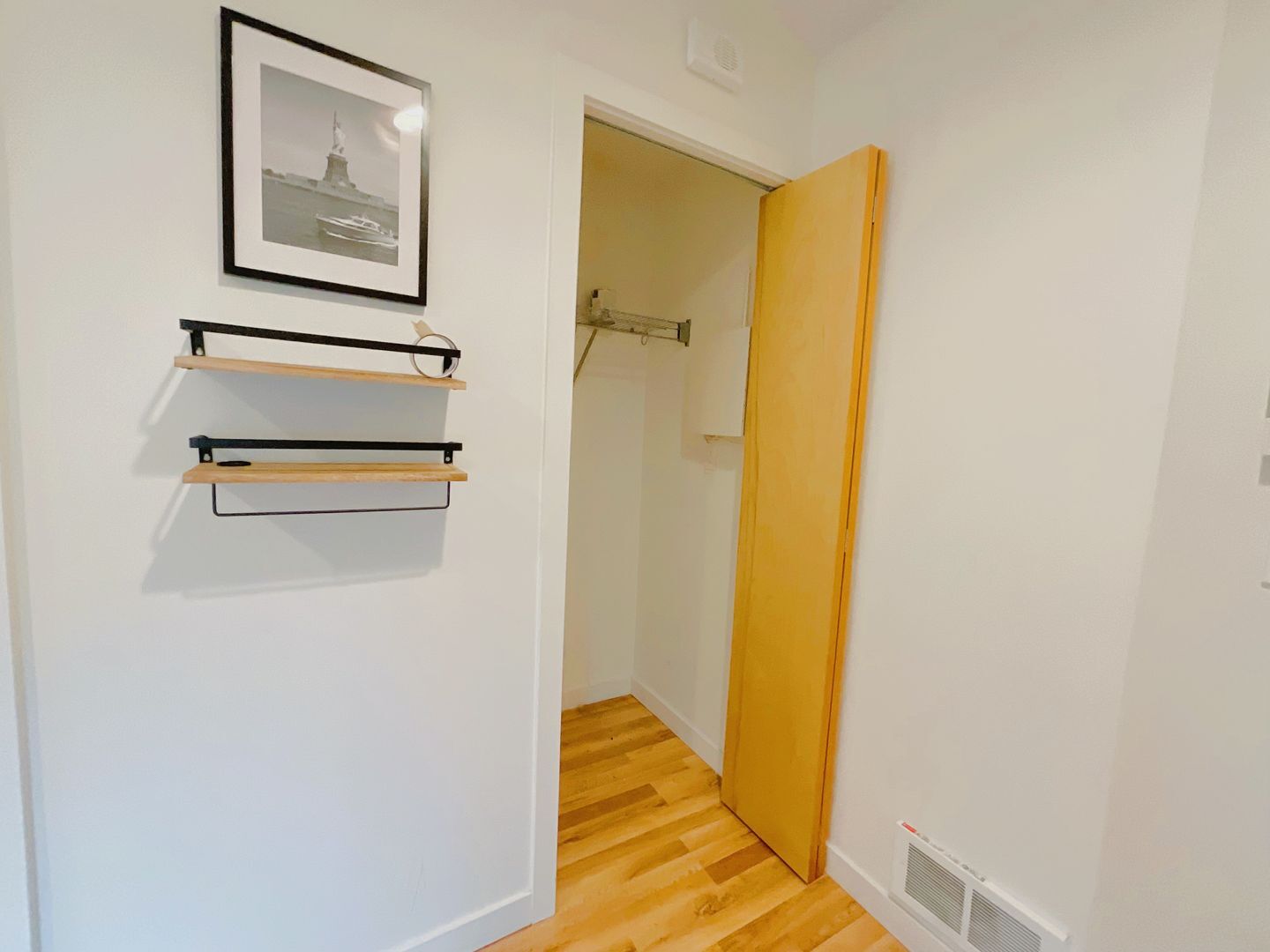 3817 S Angeline St - Seattle - Washington - 3 bed, 2.5 bath rental property