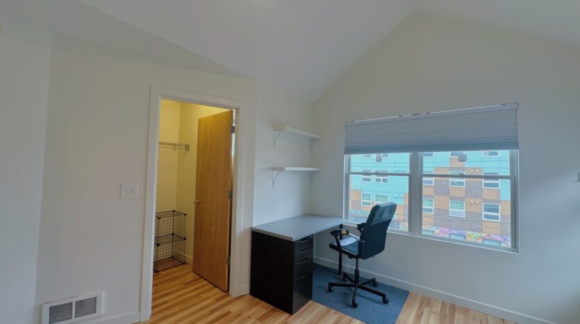 3817 S Angeline St - Seattle - Washington - 3 bed, 2.5 bath rental property
