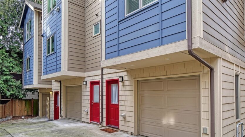3817 S Angeline St - Seattle - Washington - 3 bed, 2.5 bath rental property