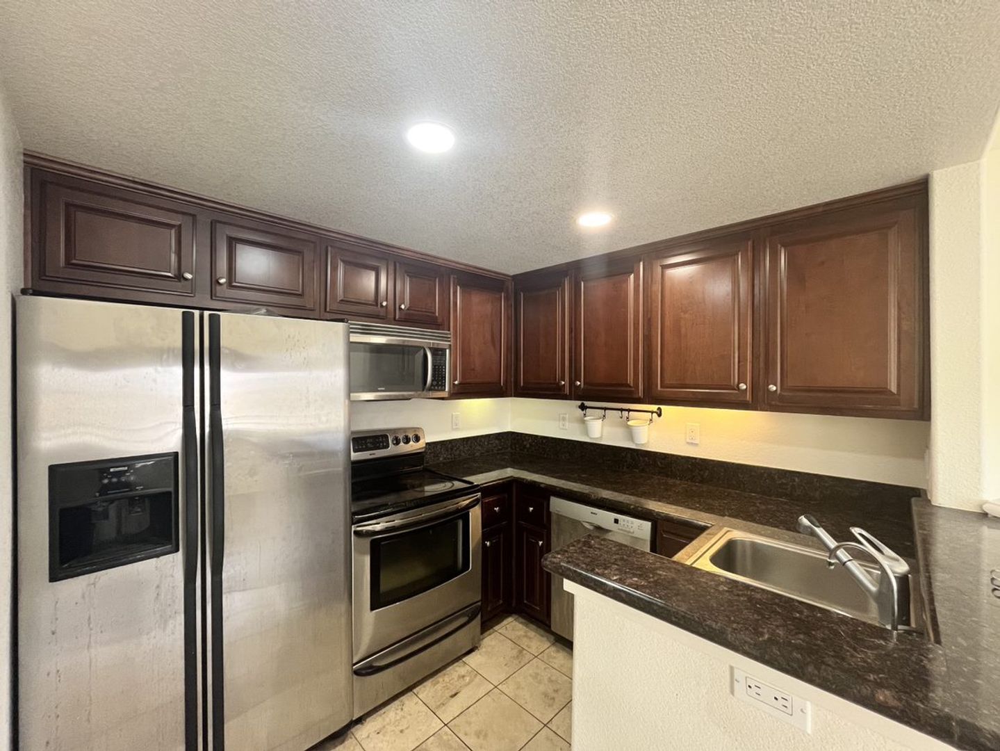 3975 Nobel Dr. #292 - San Diego - California - 2 bed, 2.5 bath rental property