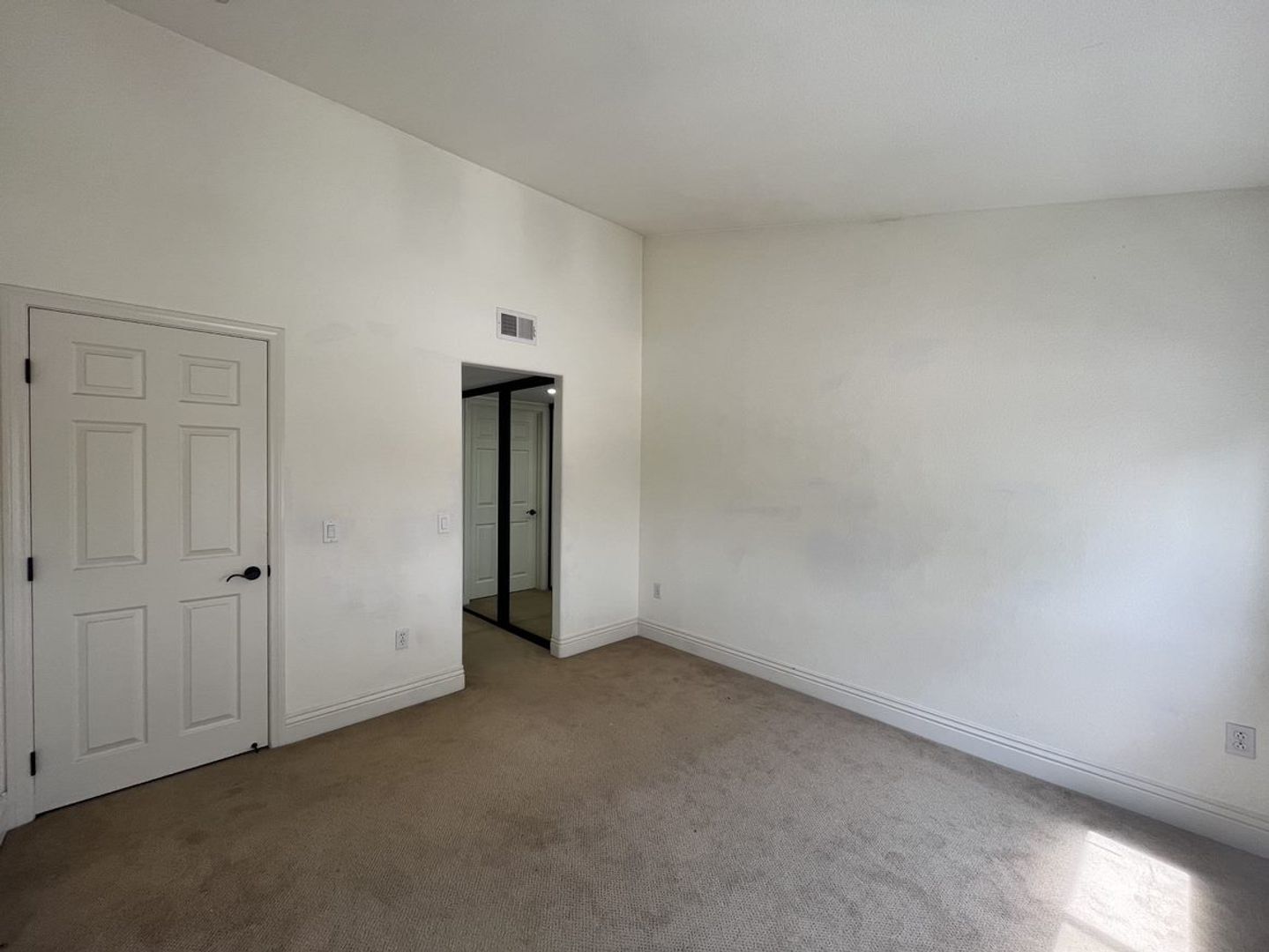 3975 Nobel Dr. #292 - San Diego - California - 2 bed, 2.5 bath rental property