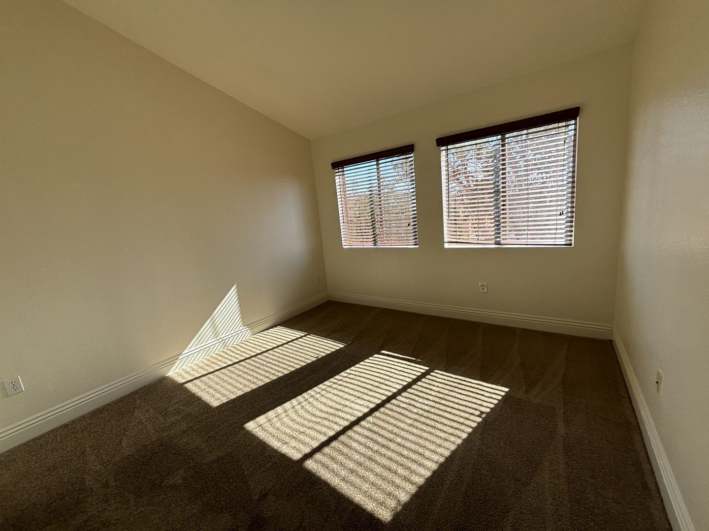 3975 Nobel Dr. #292 - San Diego - California - 2 bed, 2.5 bath rental property