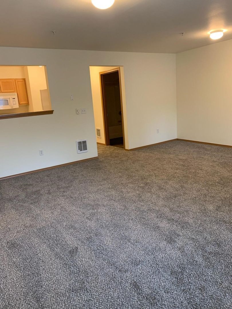 4018 Northwest Avenue - Bellingham - Washington - 1 bed, 1 bath rental property