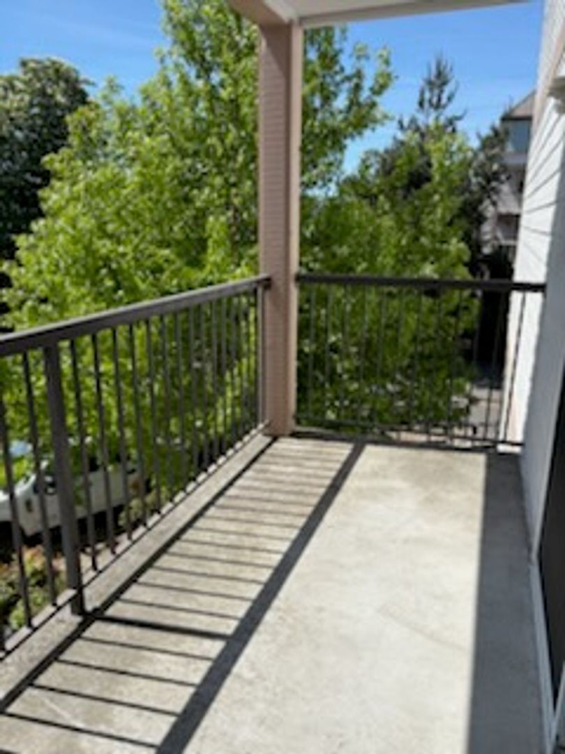 4018 Northwest Avenue - Bellingham - Washington - 2 bed, 1.5 bath rental property