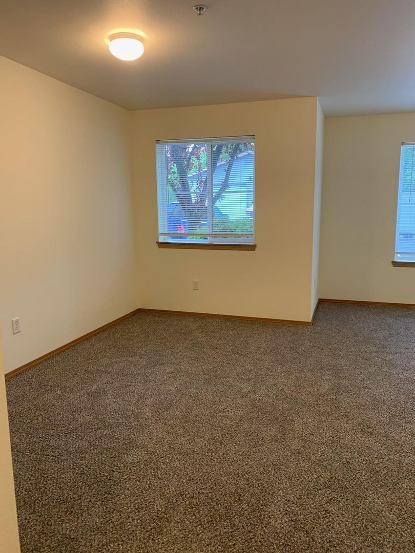 4018 Northwest Avenue - Bellingham - Washington - 1 bed, 1 bath rental property