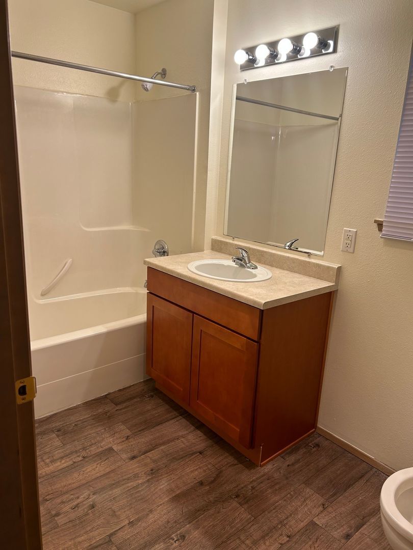 4018 Northwest Avenue - Bellingham - Washington - 1 bath rental property