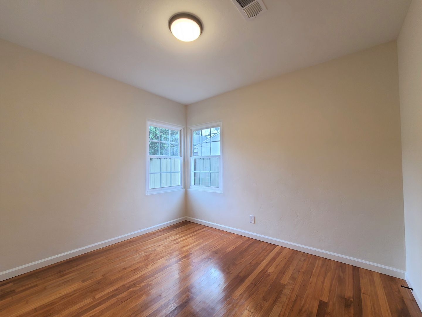 4033 Violet Street  - La Mesa - California - 2 bed, 1 bath rental property